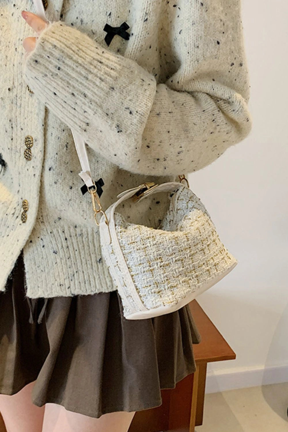 Elegant Tweed Shoulder Bags
