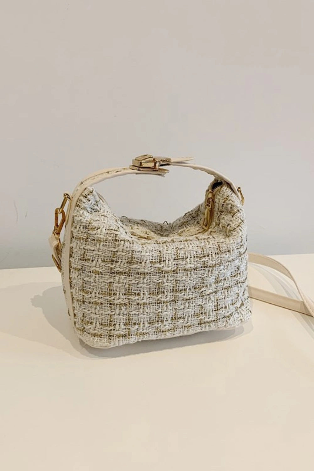 Elegant Tweed Shoulder Bags