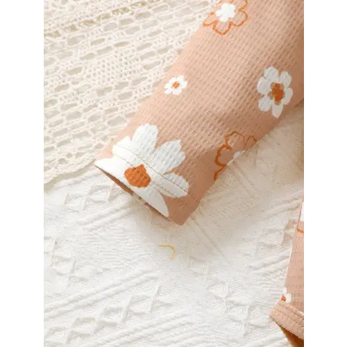 Adorable Daisy Bow Headband for Stylish Baby Girls' Clothing