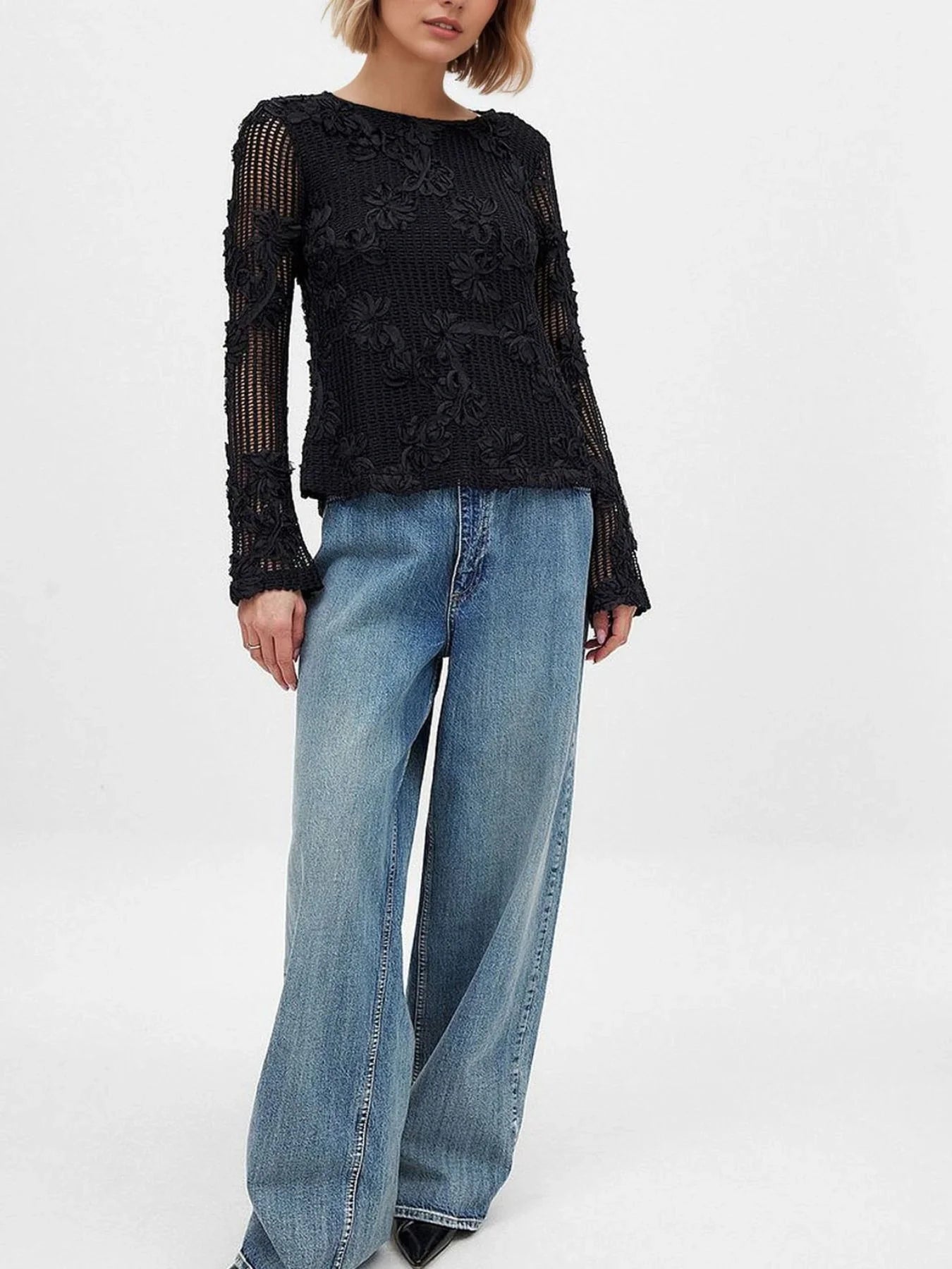 Beautiful Lace Tied Backless Blouses