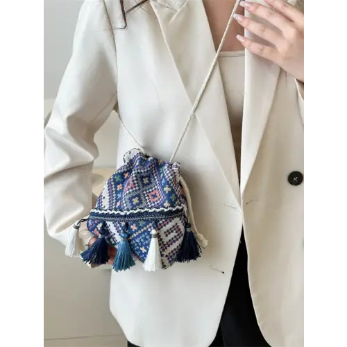 Boho Chic Tassel Spaghetti Strap Shoulder Bag for Summer Adventures