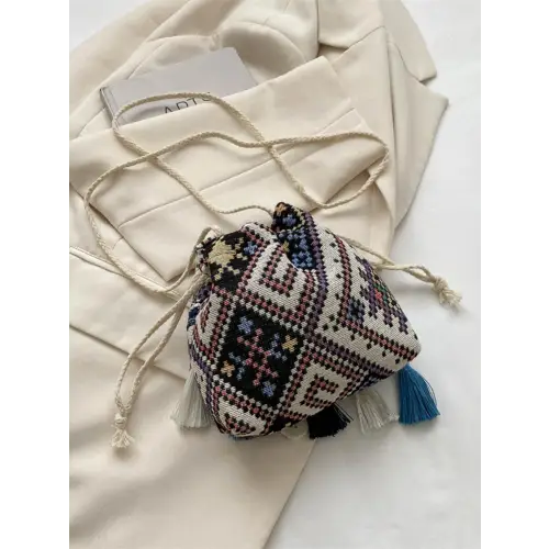 Boho Chic Tassel Spaghetti Strap Shoulder Bag for Summer Adventures
