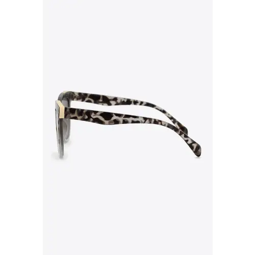 Chic Leopard Print Rim Sunglasses with Tortoiseshell Polycarbonate Frame