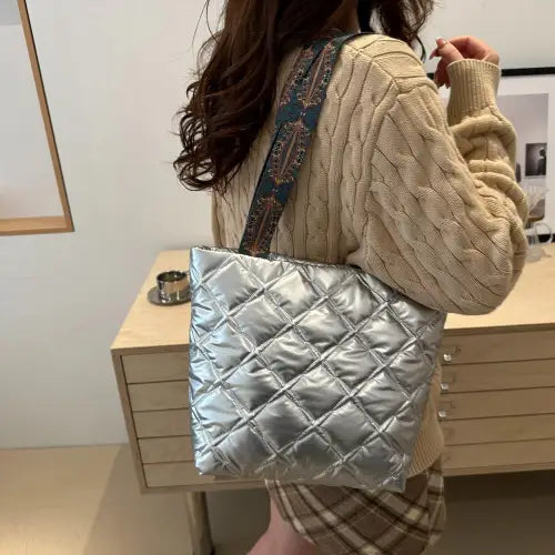 Chic Strap Quilted Handbag with Stylish Leather Printed Strap