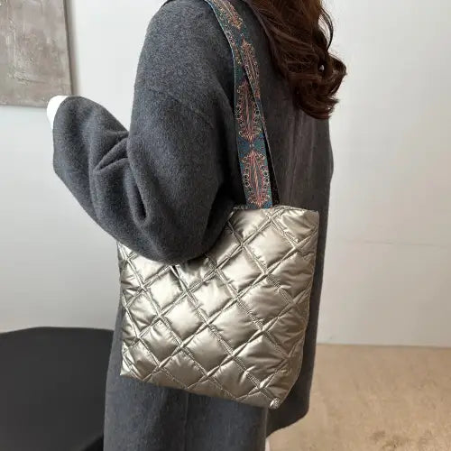 Chic Strap Quilted Handbag with Stylish Leather Printed Strap
