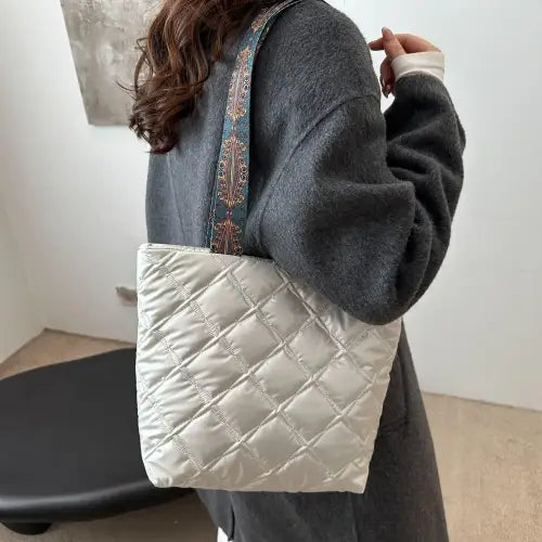 Chic Strap Quilted Handbag with Stylish Leather Printed Strap