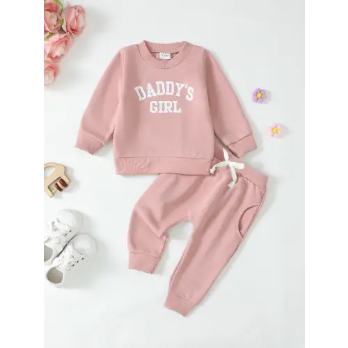 Trendy Letter Graphic Set