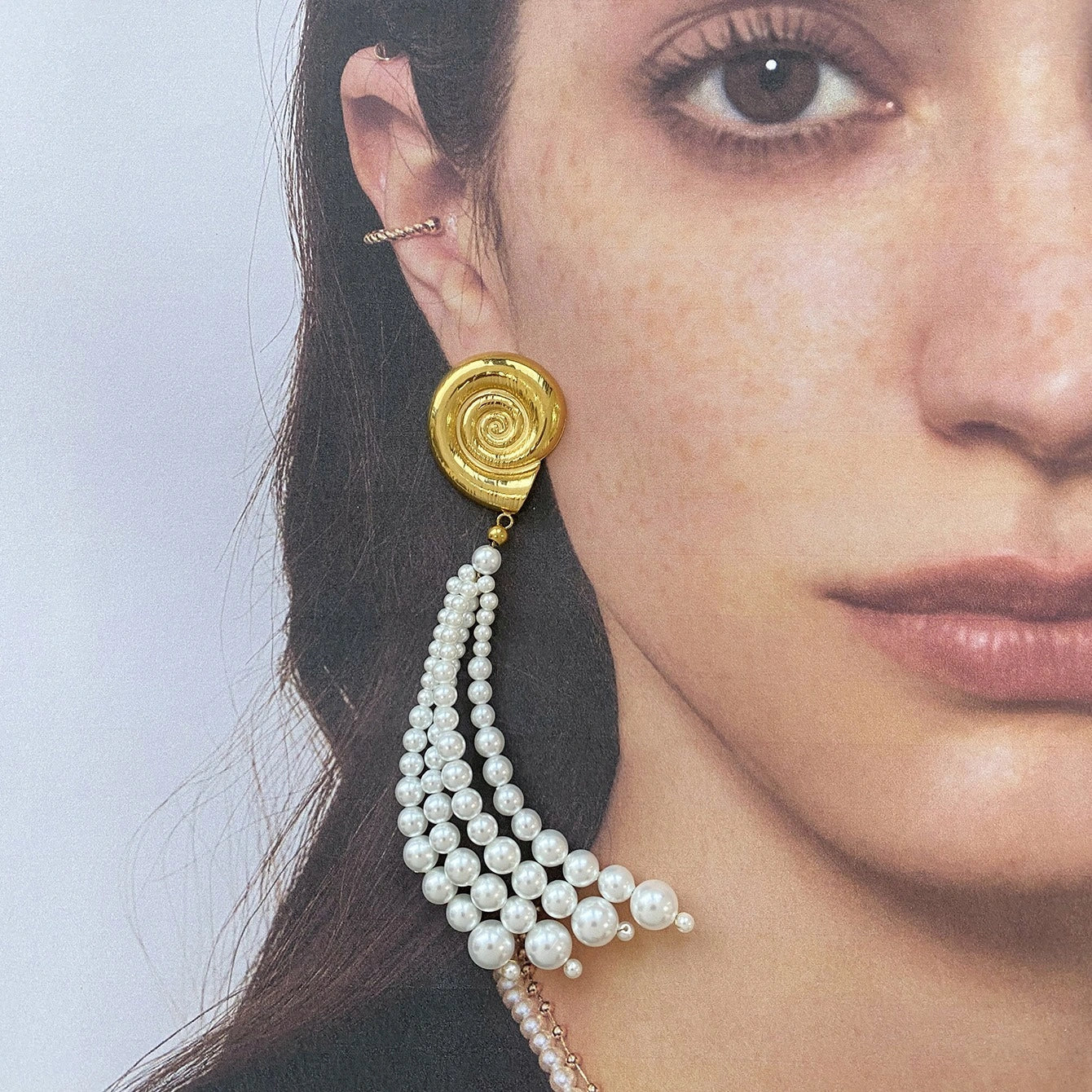 Conch-Shaped Earrings with Pearl