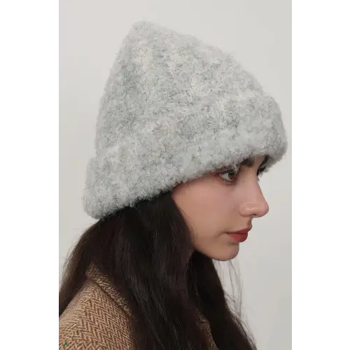 Miara's Solid Color Thermal Knit Hat