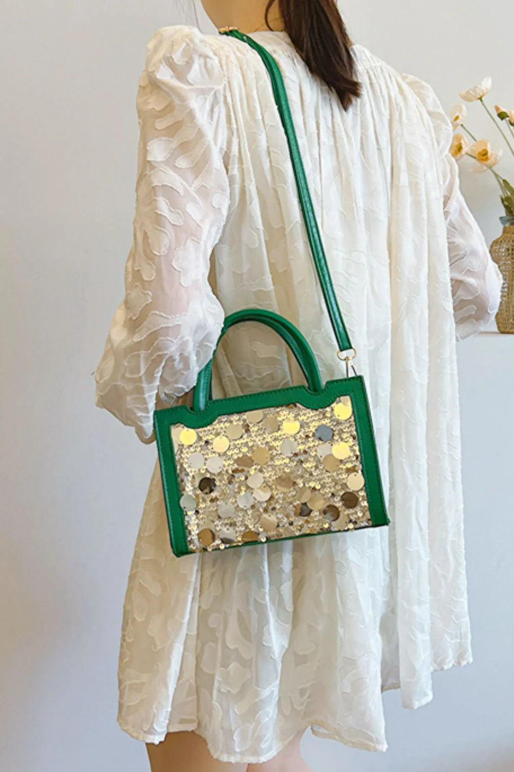 Dazzling PU Leather Sequin Handbag Shimmers