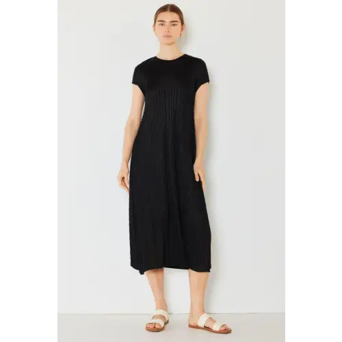 Pleated Sleeve Midi Dress Black