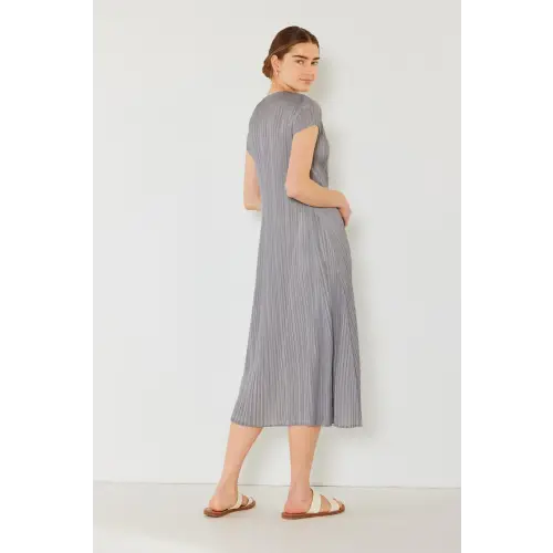 Pleated Sleeve Midi Dress