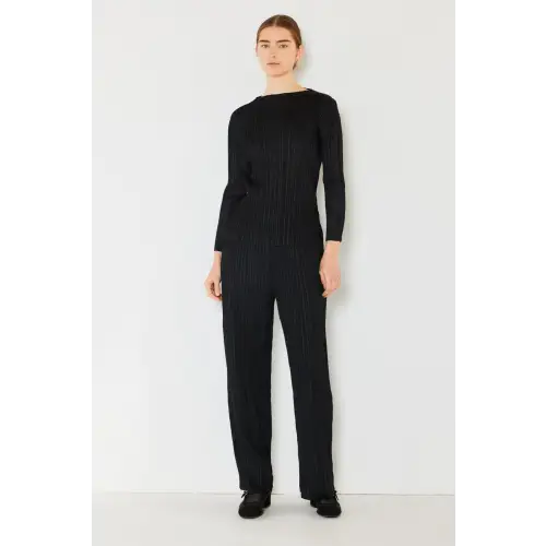 Elegant Boatneck Set