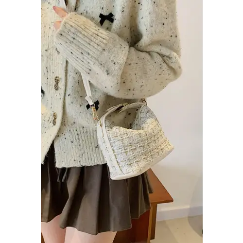 Elegant Tweed Shoulder Bags