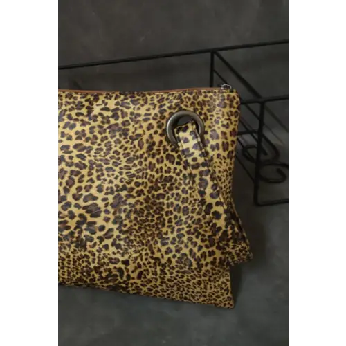 Fierce Leopard PU Leather Clutch Unleashes Wild Style