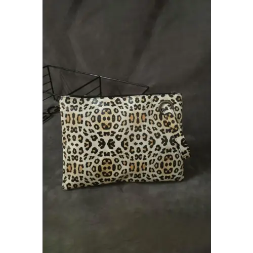 Fierce Leopard PU Leather Clutch Unleashes Wild Style Cream Leopard One Size