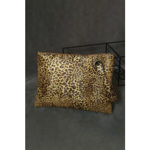 Fierce Leopard PU Leather Clutch Unleashes Wild Style