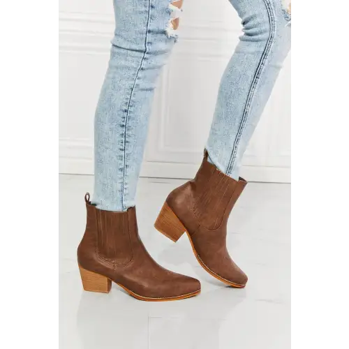 Chestnut Boots