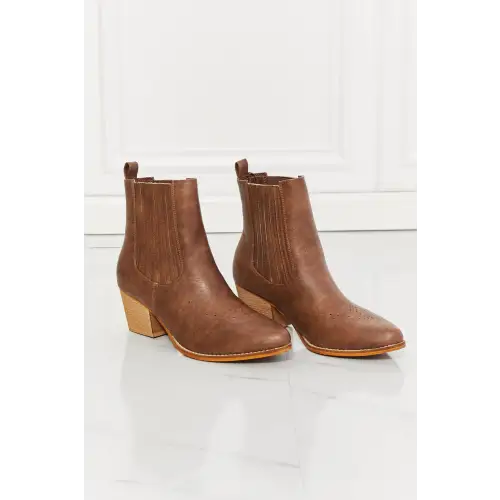 Chestnut Boots