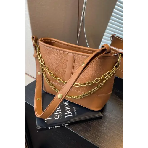 Luxe Brown Leather Shoulder Bag with Elegant Gold Chain Detail