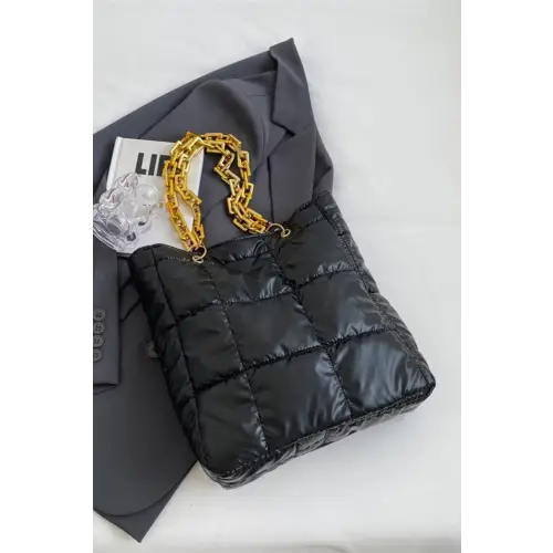 Luxurious Black Bubble Texture Chain Handbag for Elegant Evenings Black One Size