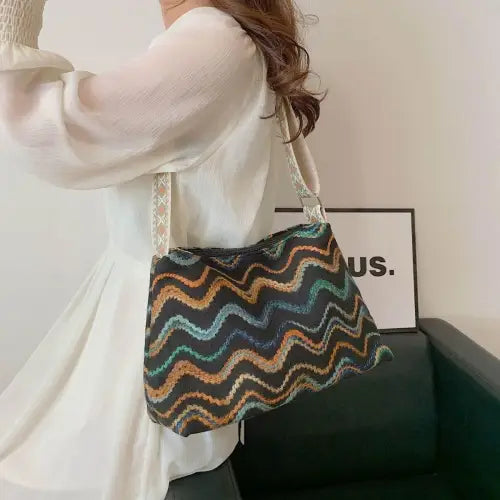 Medium Shoulder Bag