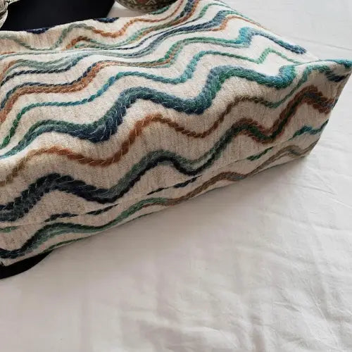 Medium Shoulder Bag