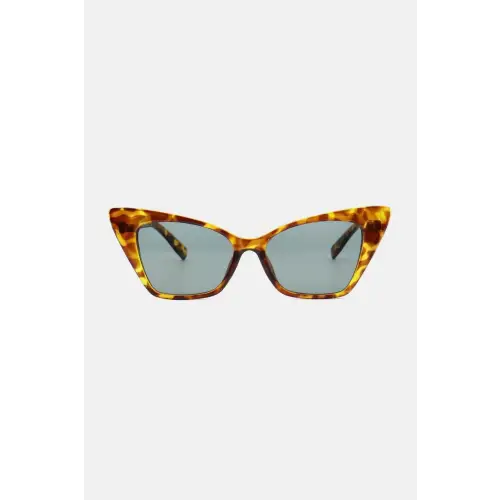 Sleek Black Cat Eye Sunglasses with Acetate Lens