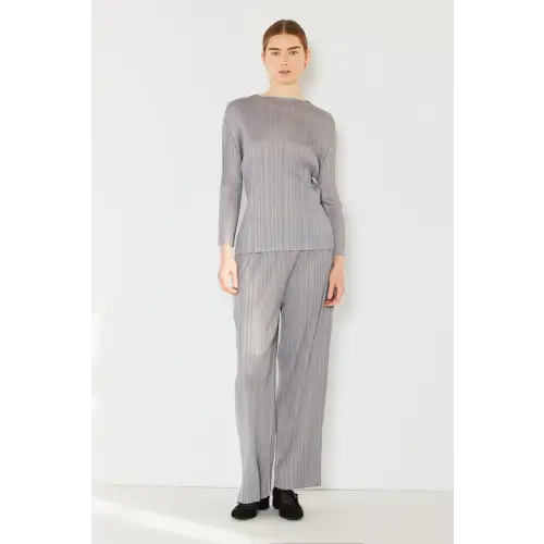 Sleek Pleated Jumpsuit