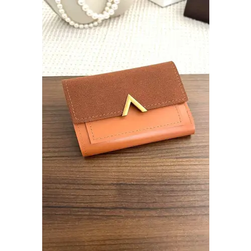 Sleek Compact Trifold Wallet with Luxe Gold Accent