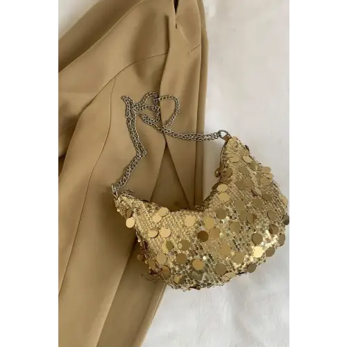 Sparkle in Style with Sequin Chain Crossbody Bags