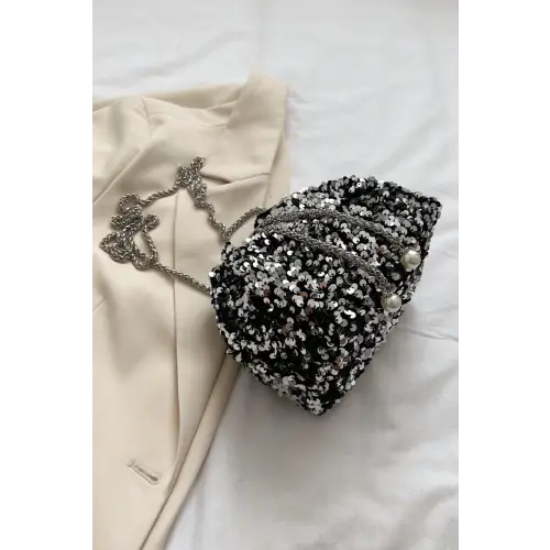Sparkle in Style with Sequin Chain Drawstring Bucket Bag