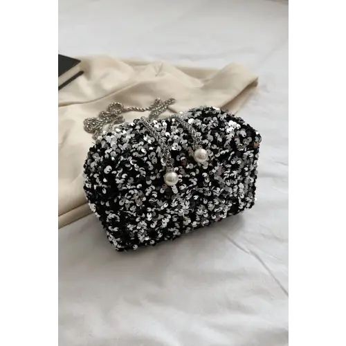 Sparkle in Style with Sequin Chain Drawstring Bucket Bag