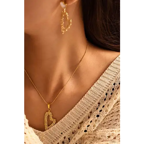 Sparkling Heart Earrings and Necklace Set