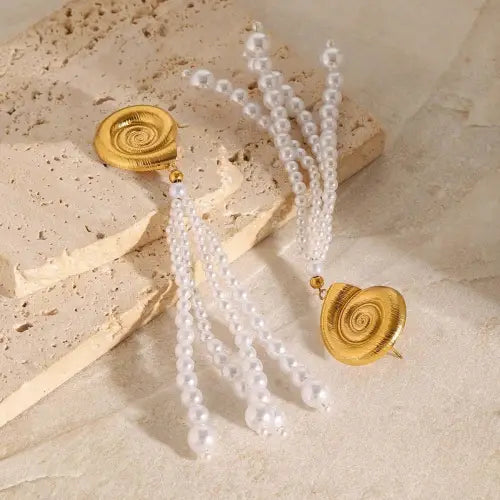 Conch-Shaped Earrings with Pearl
