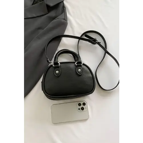 Stunning Gold Dome Leather Handbag Elevates Your Style