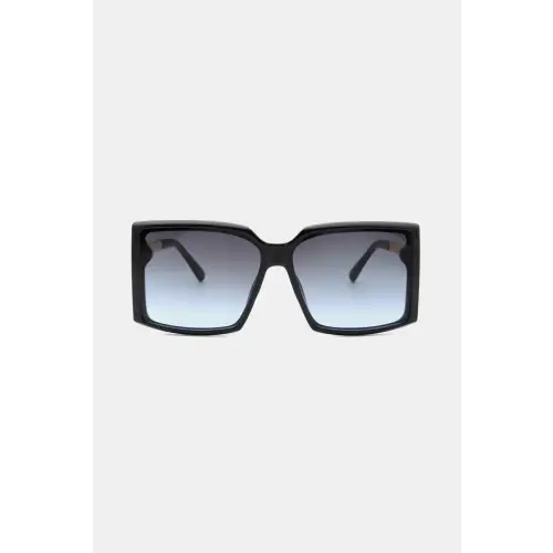 Stylish Black Square Sunglasses with Durable Polycarbonate Frame
