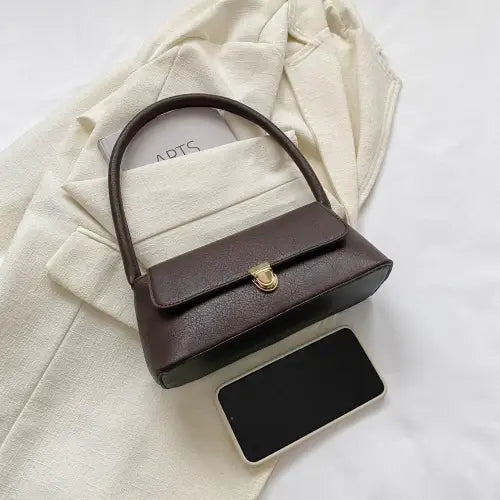 Stylish Brown Leather Shoulder Bag with Elegant Gold Clasp