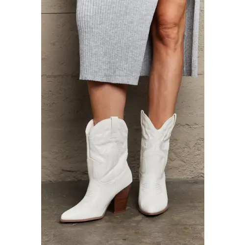 Bella Cowboy Boots White