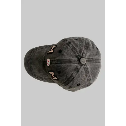 Stylish Mom Baseball Cap Celebrates Motherhood
