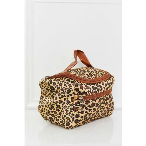 Stylish Red Plaid Printed Makeup Bag for On-the-Go Glamour
