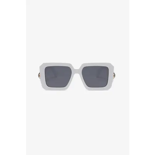 Stylish Tortoise Square Sunglasses with Durable Polycarbonate Frame
