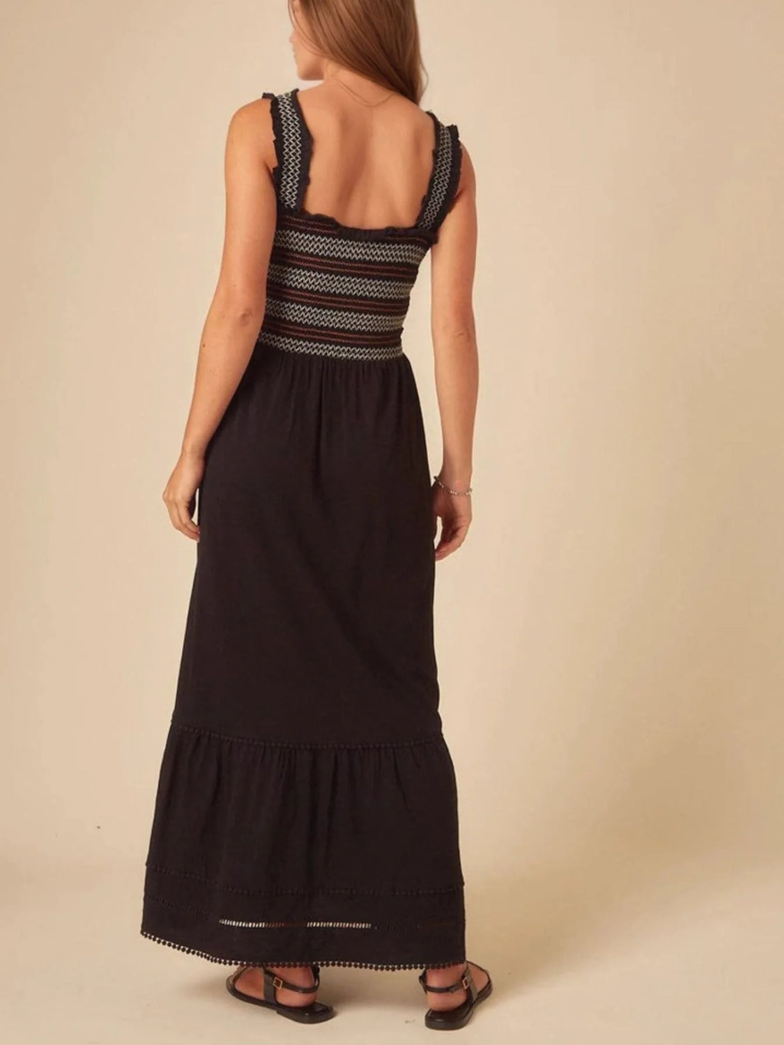 Tiered Siany Dress for Effortless Elegance and Versatile Styling