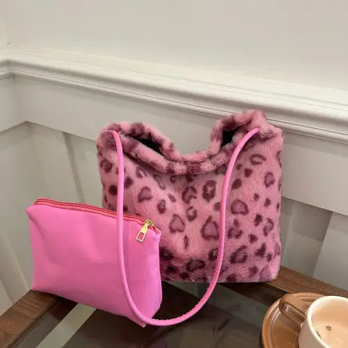 Trendsetting Leopard Furry Shoulder Bags for Fashion-Forward Style