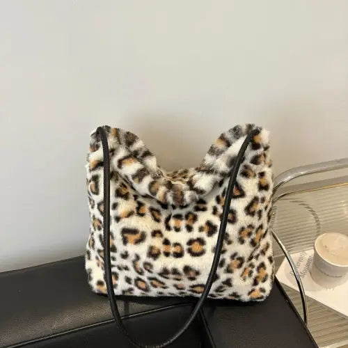 Trendsetting Leopard Furry Shoulder Bags for Fashion-Forward Style