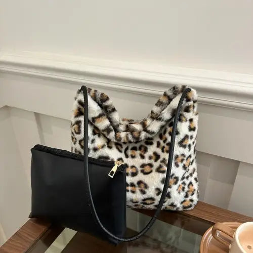 Trendsetting Leopard Furry Shoulder Bags for Fashion-Forward Style