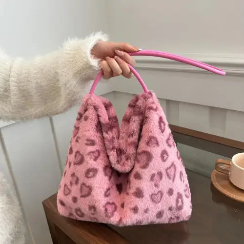 Trendsetting Leopard Furry Shoulder Bags for Fashion-Forward Style