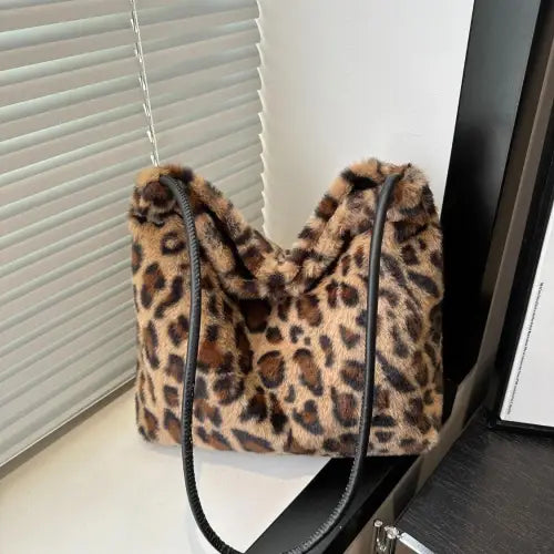 Trendsetting Leopard Furry Shoulder Bags for Fashion-Forward Style