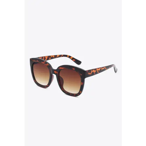 Trendy Tortoiseshell Square Sunglasses with Stylish Gradient Lenses