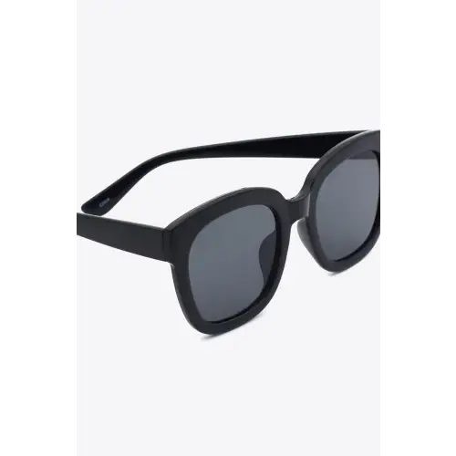 Trendy Tortoiseshell Square Sunglasses with Stylish Gradient Lenses